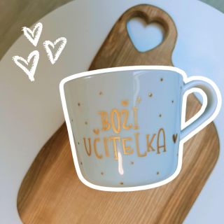 🎁 Dárečky pro paní učitelky právě dorazily na e-shop. ✨ #propaniucitelku #konecskolnihoroku #darekproucitelku